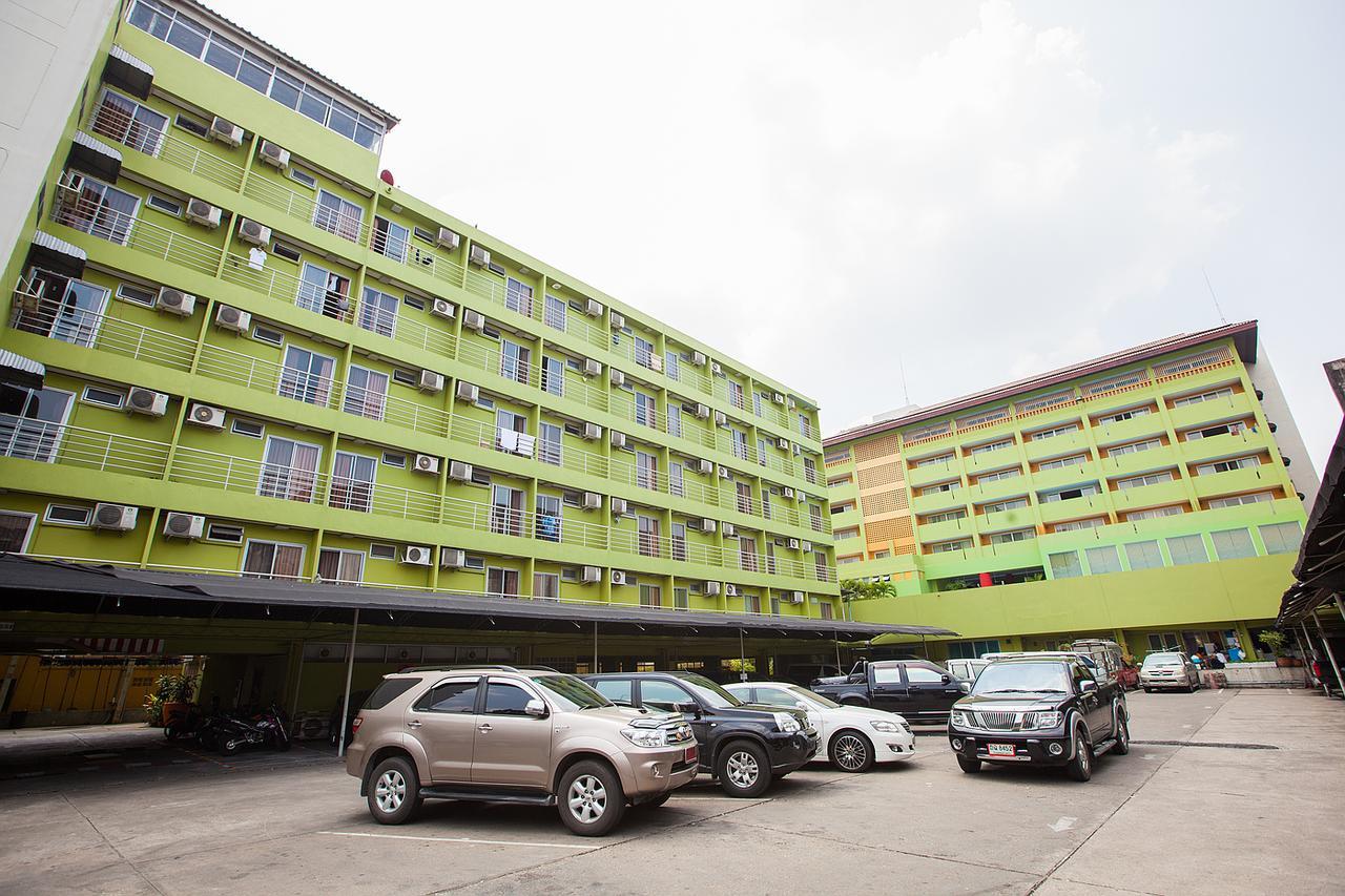 The Aiyapura Bangkok Hotel Exterior photo